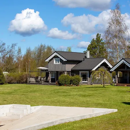 Villa Joeveere Majutus *