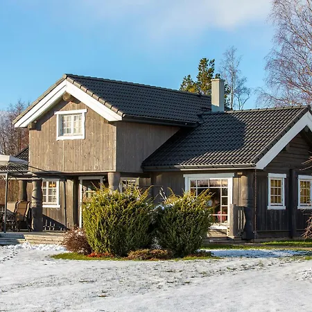 Villa Joeveere Majutus