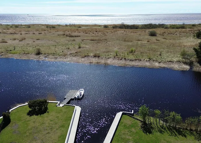 Joeveere Majutus بارنو